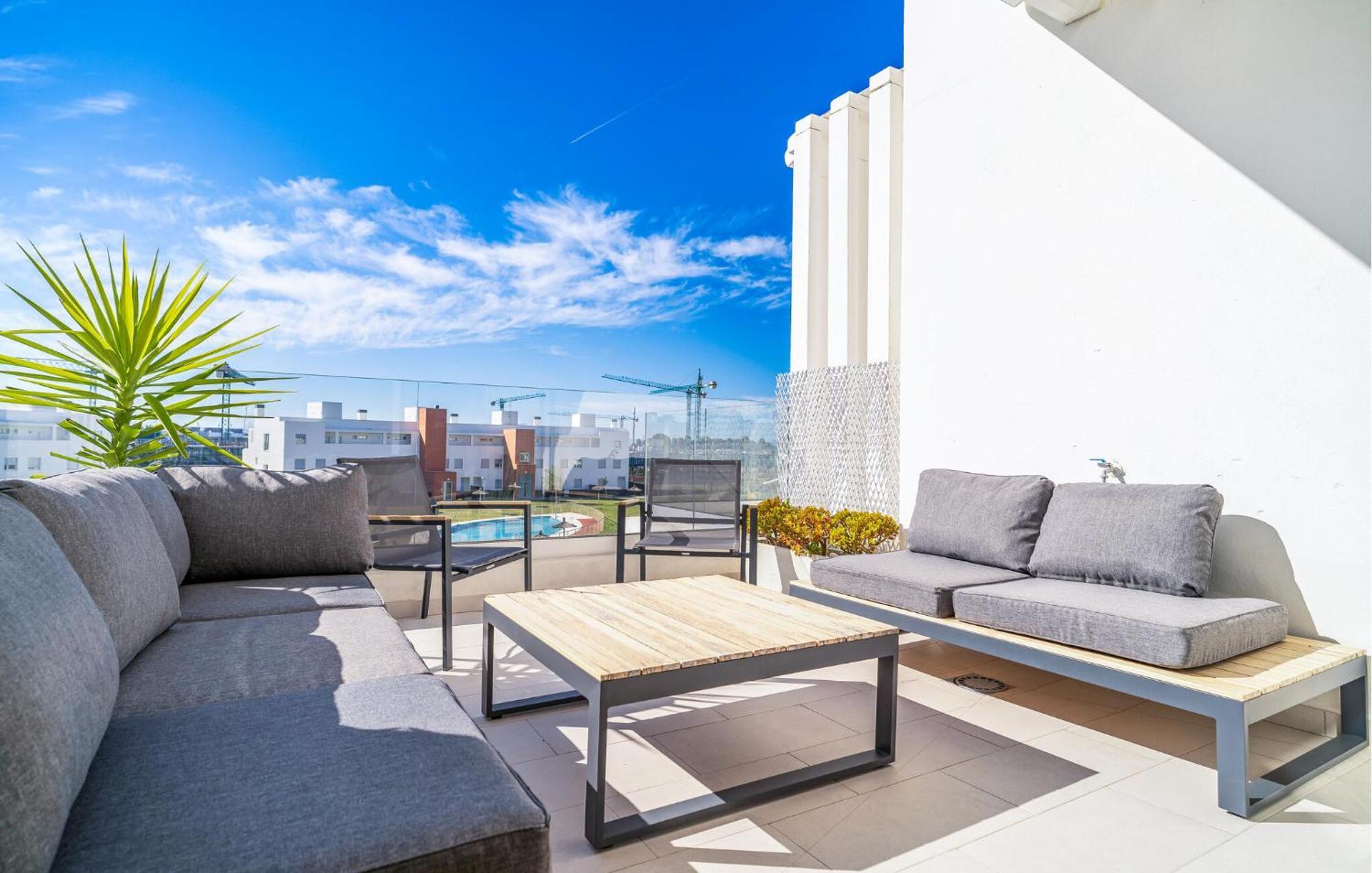 Stunning Apartment In Chipiona With Wi-Fi Buitenkant foto